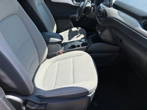 Used 2020 Ford Escape SE FWD image 19