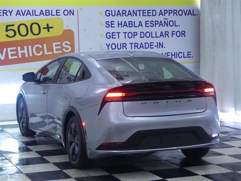 Used 2023 Toyota Prius LE image 4