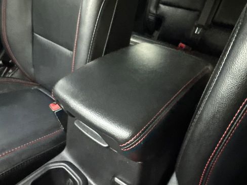 Used 2018 Jeep Wrangler Unlimited Rubicon AWD/4WD image 68