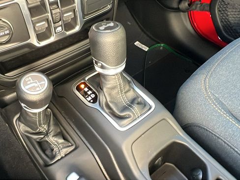 New 2026 Jeep Wrangler Sport AWD/4WD image 25