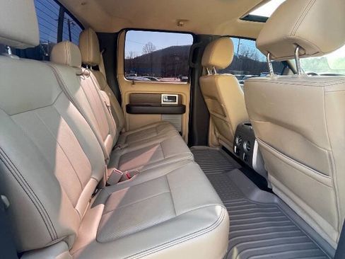 Used 2014 Ford F150 Lariat w/ Lariat Chrome Package image 20