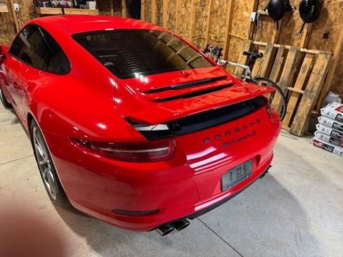 Used 2014 Porsche 911 Carrera S RWD image 2