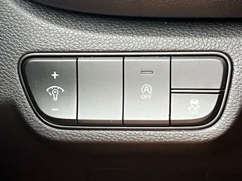 Certified 2025 Kia Seltos S image 33