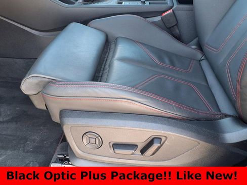 Used 2025 Audi Q3 2.0T Premium Plus w/ Premium Plus Package image 8