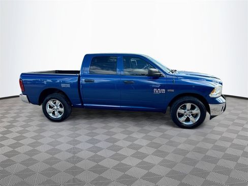 Used 2019 RAM 1500 Tradesman w/ Tradesman SXT Package image 5