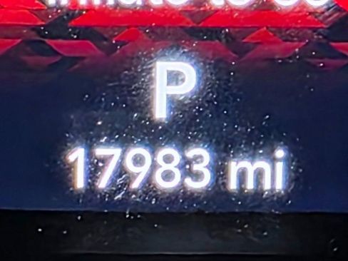 Used 2021 Jeep Wrangler Unlimited Sahara w/ Uconnect 4C Nav & Sound Group image 38