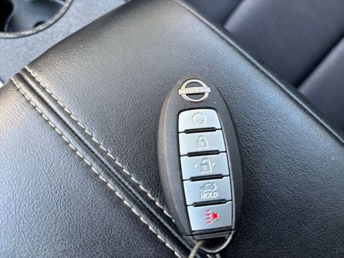 Used 2025 Nissan Altima 2.5 SV FWD image 21