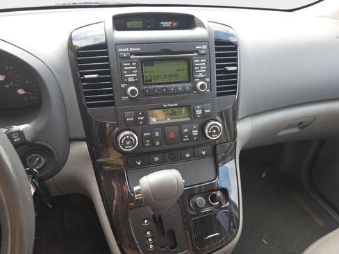 Used 2014 Kia Sedona EX FWD image 6