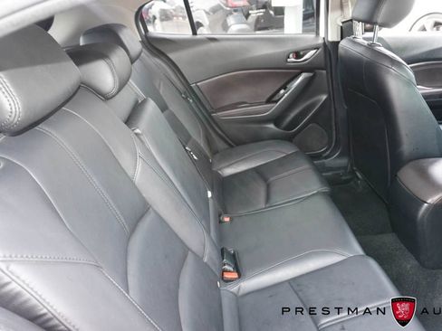 Used 2018 MAZDA MAZDA3 Touring FWD image 33