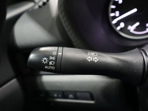 Used 2024 Nissan Sentra S image 36