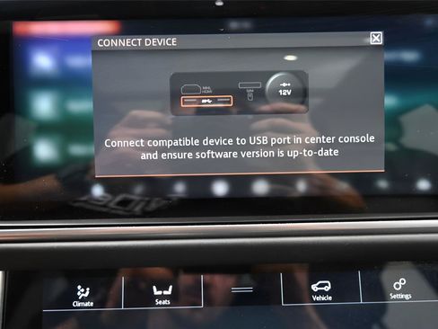Used 2019 Land Rover Range Rover Supercharged AWD/4WD image 32