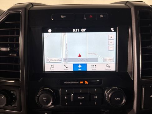 Used 2017 Ford F150 XLT w/ Equipment Group 302A Luxury AWD/4WD image 19