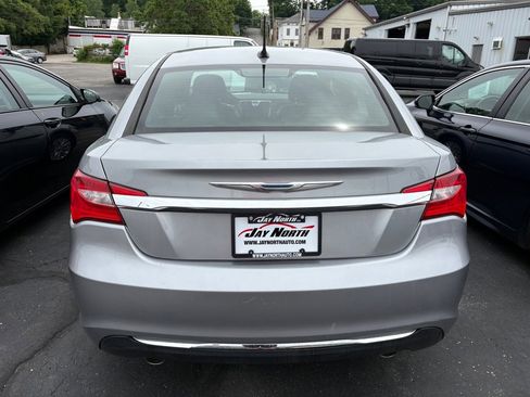 Used 2013 Chrysler 200 Limited w/ Sun/Sound Group FWD image 3