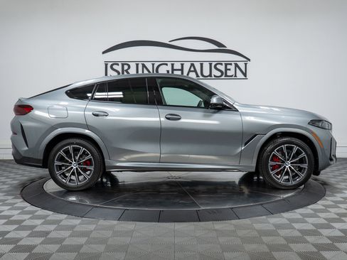 Used 2026 BMW X6 xDrive40i w/ Climate Comfort Package AWD/4WD image 4