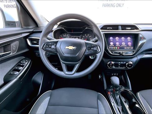 Used 2023 Chevrolet TrailBlazer LT w/ Convenience Package image 18