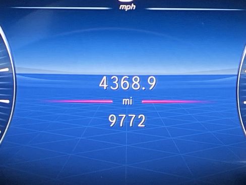 Certified 2025 Mercedes-Benz GLB 250 4MATIC image 22