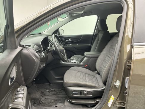 Certified 2023 Chevrolet Equinox LT image 3