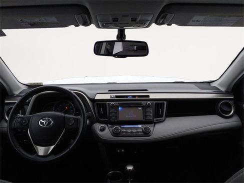 Used 2013 Toyota RAV4 Limited image 10