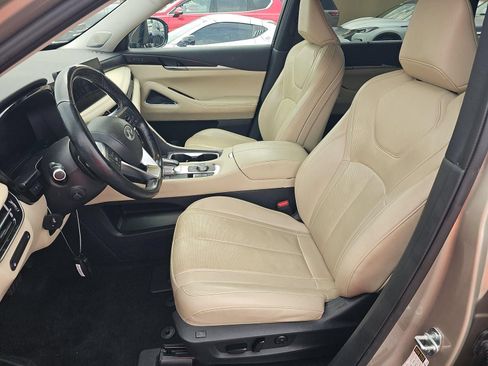 Used 2023 INFINITI QX60 Sensory w/ Cargo Package AWD/4WD image 11