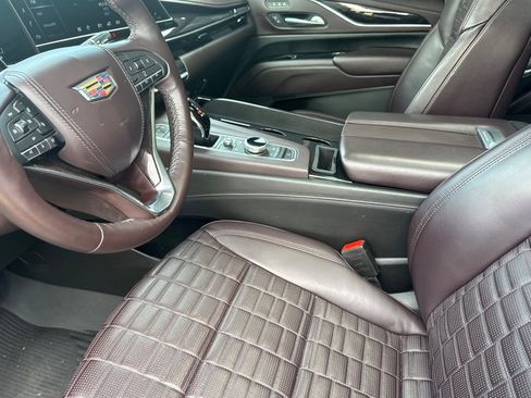 Used 2023 Cadillac Escalade ESV Sport Platinum AWD/4WD image 10
