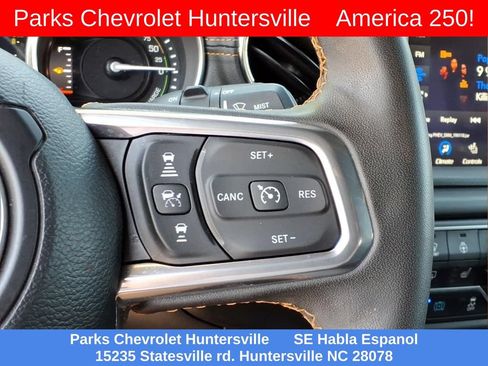 Used 2023 Jeep Wrangler Unlimited Sahara AWD/4WD image 14