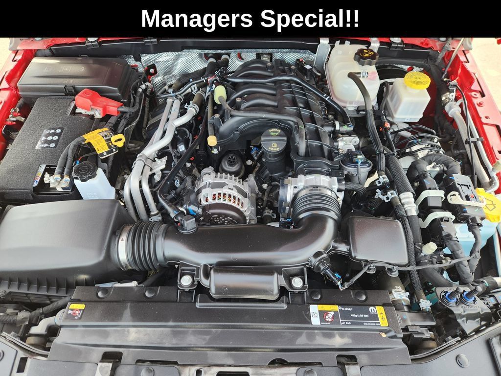 Used 2024 Jeep Gladiator Mojave w/ Safety Group AWD/4WD image 35