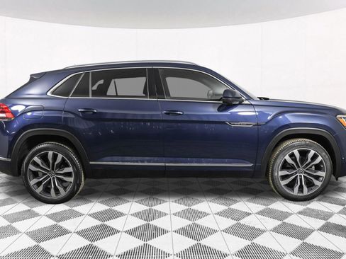 Used 2022 Volkswagen Atlas Cross Sport SEL Premium R-Line image 16