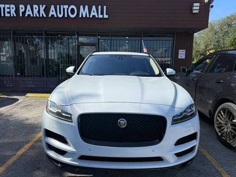 Used 2018 Jaguar F-PACE Prestige AWD/4WD image 2