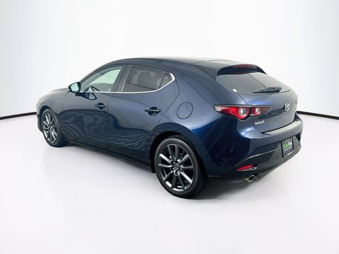 Used 2023 MAZDA MAZDA3 s FWD image 5