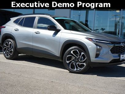Used 2025 Chevrolet Trax RS w/ Driver Confidence Package