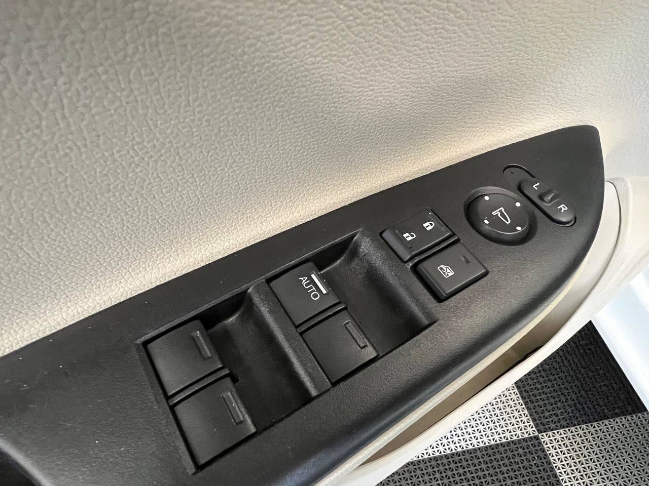 Used 2013 Honda Accord LX image 24