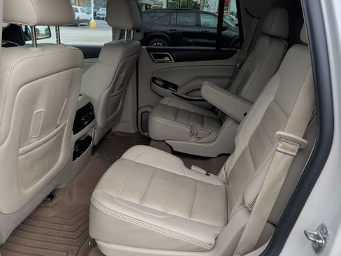 Used 2015 GMC Yukon Denali w/ Touring Package AWD/4WD image 8