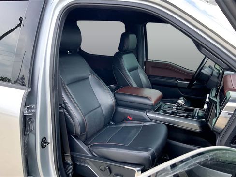 Used 2023 Ford F150 Lariat AWD/4WD image 9
