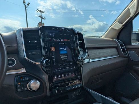 Used 2021 RAM 1500 Limited AWD/4WD image 17