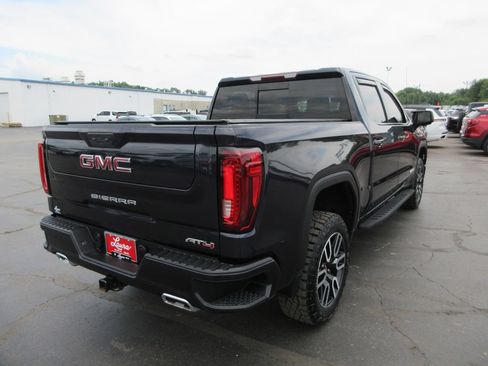 Certified 2022 GMC Sierra 1500 AT4 w/ AT4 Preferred Package AWD/4WD image 7