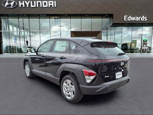 New 2026 Hyundai Kona SE image 5