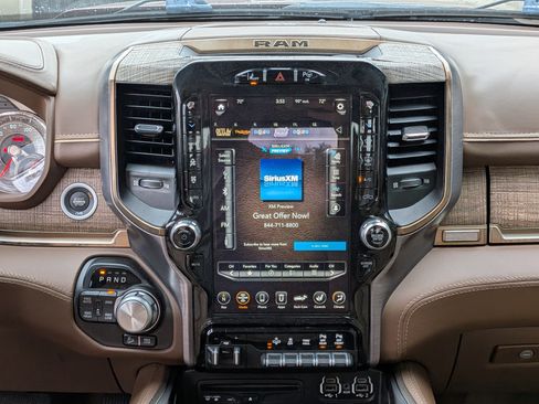 Used 2019 RAM 1500 Limited AWD/4WD image 18
