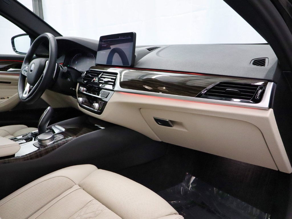 Used 2021 BMW 540i xDrive w/ Premium Package AWD/4WD image 25