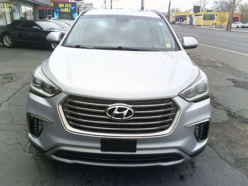 Used 2019 Hyundai Santa Fe XL SE w/ SE Premium Package 02 AWD/4WD image 9