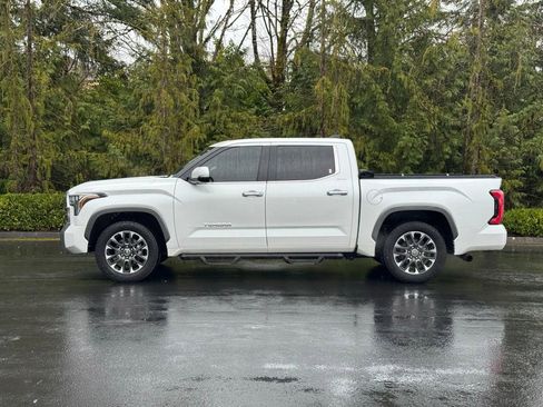 Used 2022 Toyota Tundra Limited image 3