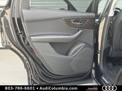 Used 2023 Audi Q7 3.0T Premium w/ Convenience Package AWD/4WD image 24