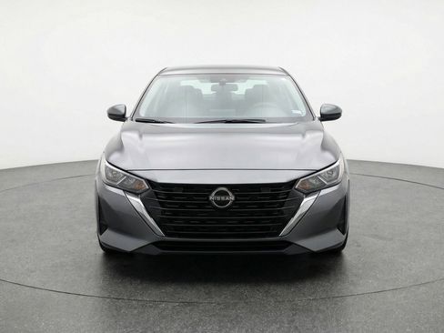 Used 2025 Nissan Sentra SV FWD image 2