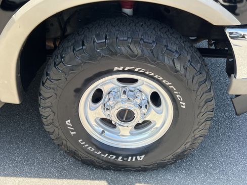 Used 2000 Ford Excursion Limited AWD/4WD image 17