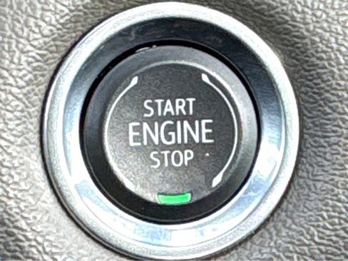 Certified 2025 Chevrolet Colorado ZR2 w/ Midnight Edition image 6