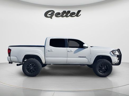 Used 2020 Toyota Tacoma SR w/ SR Convenience Package image 15