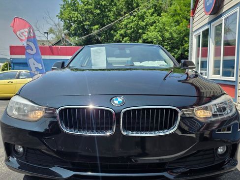 Used 2014 BMW 320i xDrive Sedan AWD/4WD image 5