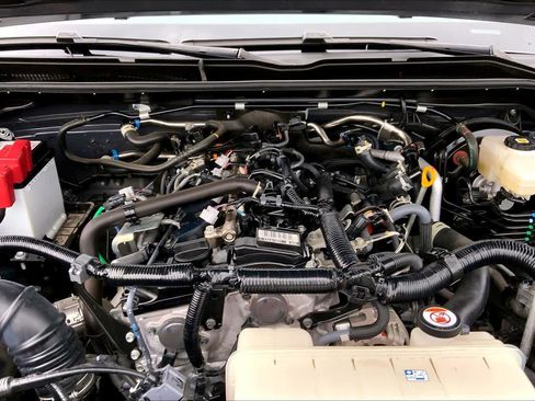 Used 2025 Toyota 4Runner SR5 RWD image 30