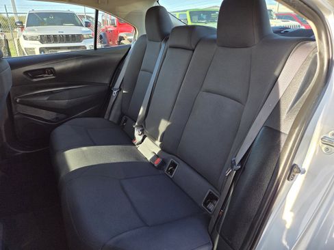 Used 2023 Toyota Corolla LE image 22