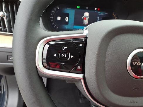 Certified 2026 Volvo XC60 B5 Plus w/ Climate Package image 15