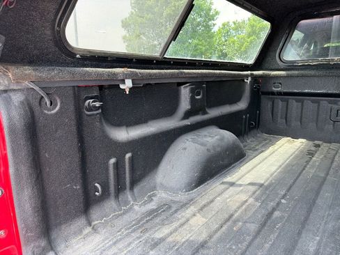 Used 2018 GMC Sierra 2500 SLT AWD/4WD image 11